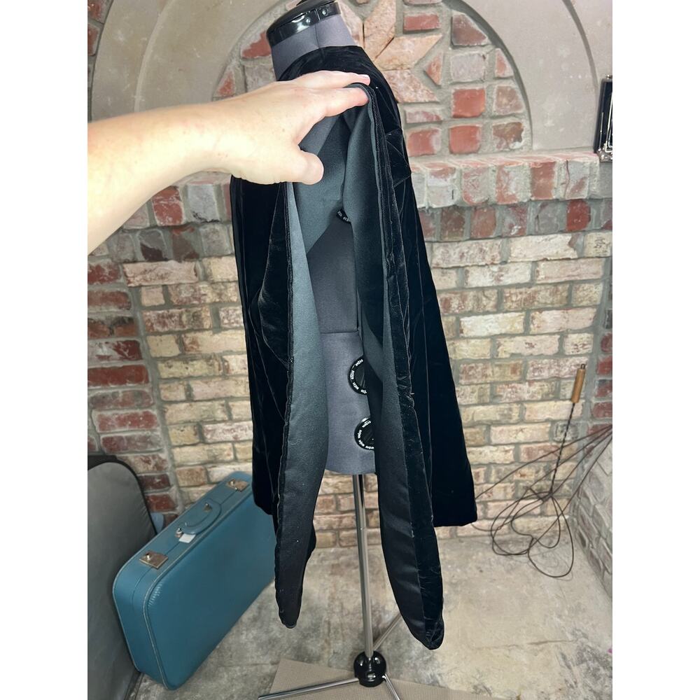 Cape velvet black wrap - Picture 3 of 8
